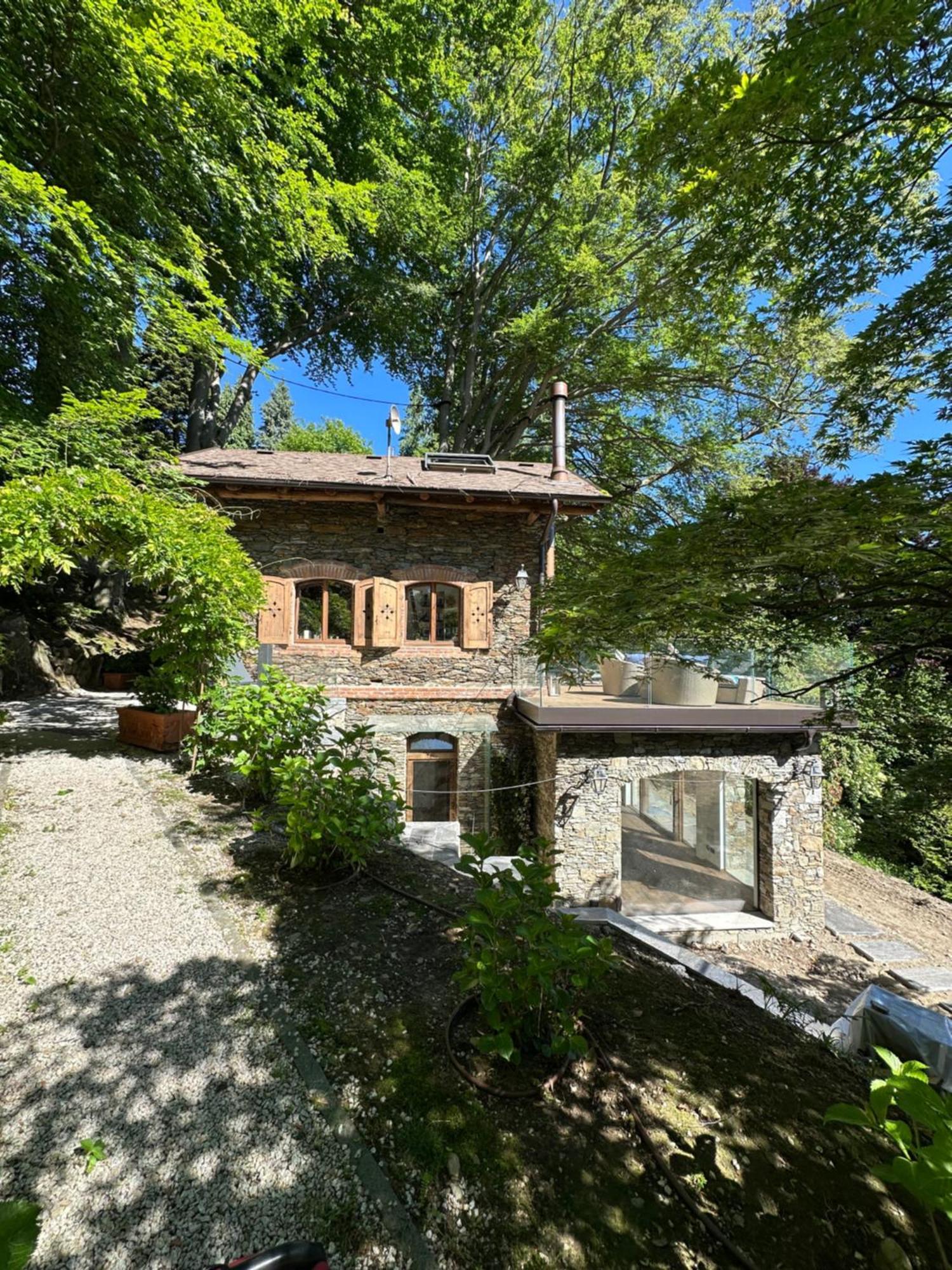 Private Luxury Spa & Silence Retreat With Spectacular View Over The Lake Maggiore สเตรซา ภายนอก รูปภาพ