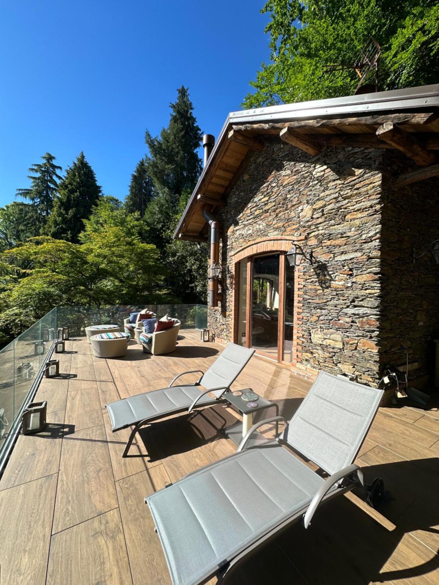 Private Luxury Spa & Silence Retreat With Spectacular View Over The Lake Maggiore สเตรซา ภายนอก รูปภาพ